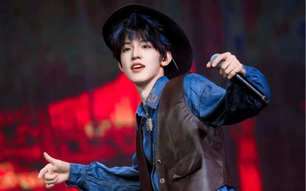 TF家族三代养成系爱豆_tf三代有哪几个有黑料的明星,_TF家族三代成员恋爱传闻