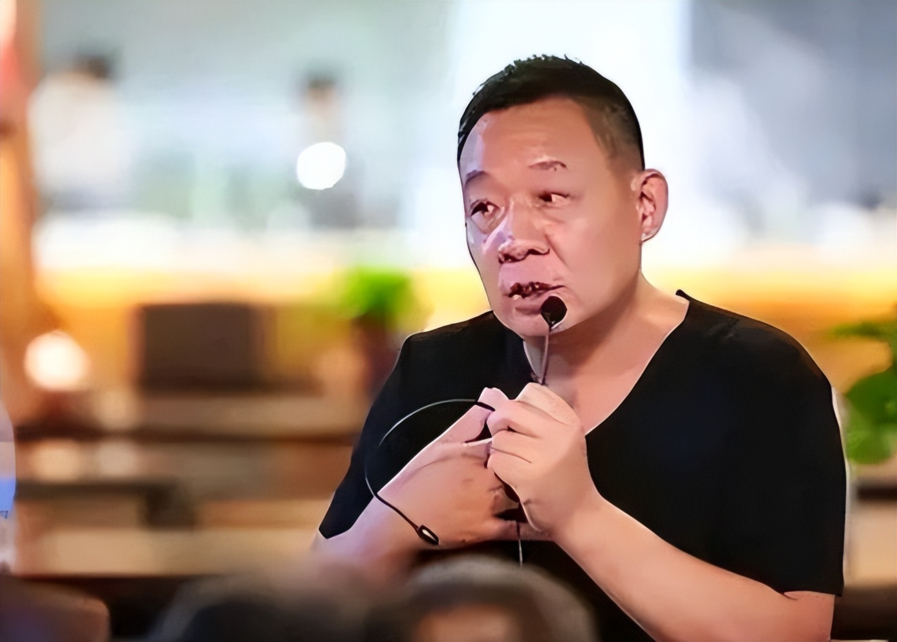 明星带货线上趋势_明星老能上热点,_影视行业专业精神流失