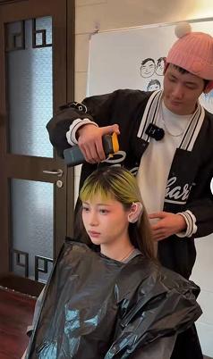 短视频发展历程_短视频网红案例分析_抖音网红痞幼黑料照片,